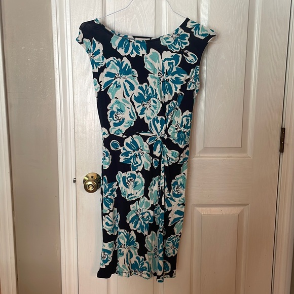 LOFT Dresses & Skirts - Ann Taylor Loft gorgeous floral dress.  Beautiful!!!